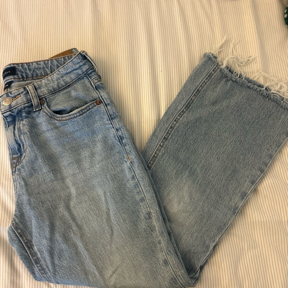 Women's Light Blue Jeans